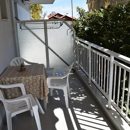 Galanis And Aparthotel