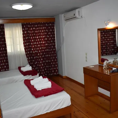Galanis And Aparthotel