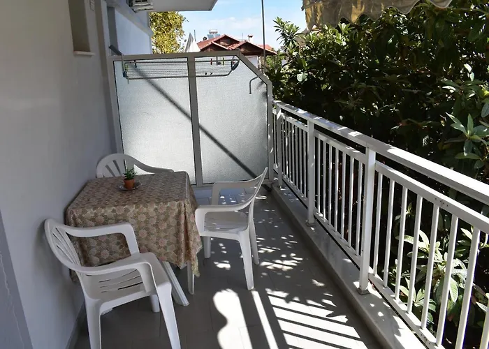 Galanis And Apartahotel