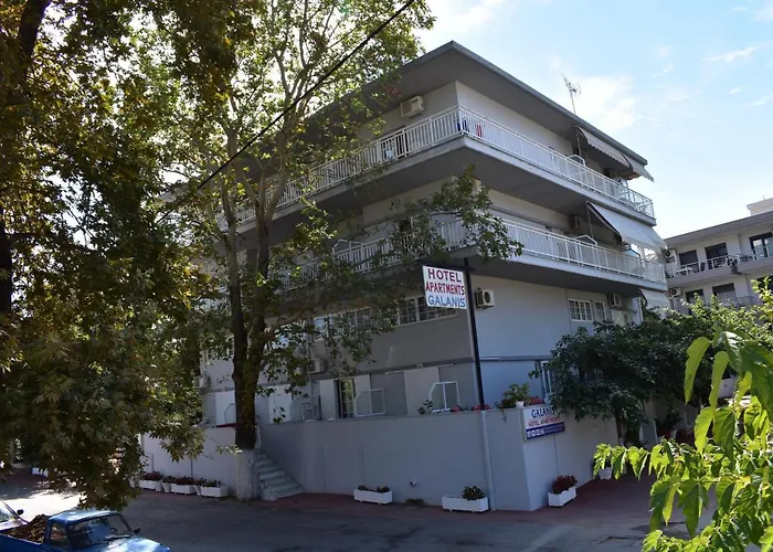 Apartahotel Galanis And *