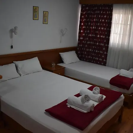 Galanis And Aparthotel *