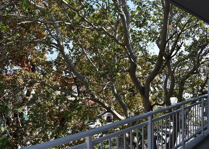 Appart hôtel Galanis And *